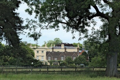 Childwickbury Manor House (attribution Gary Houston)